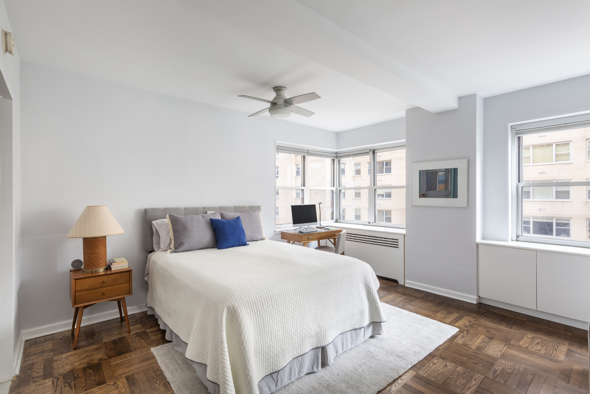 11 5th Avenue, Unit 4C Manhattan, NY 10003 - Photo 4 of 7