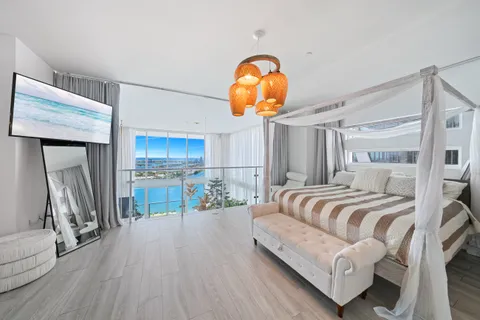 $6,750,000 | 1040 Biscayne Boulevard, Unit 4602, Miami, FL 33132