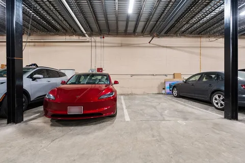 $1,895,000 | 345 West Broadway, Unit 9, Boston, MA 02127