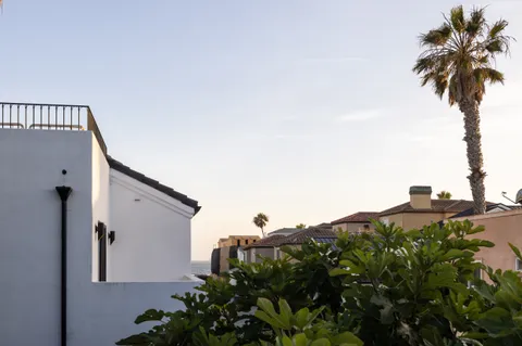$4,498,000 | 207 21st Street, Huntington Beach, CA 92648