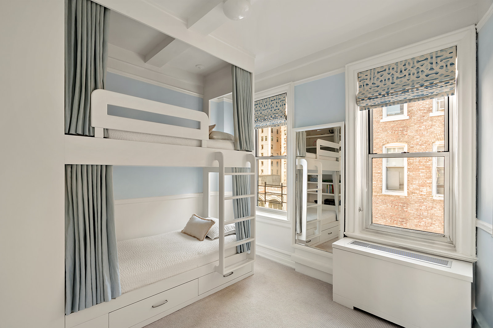 122 East 82nd Street, Unit 8C Manhattan, NY 10028 - Photo 6 of 12 Gallery Image 6