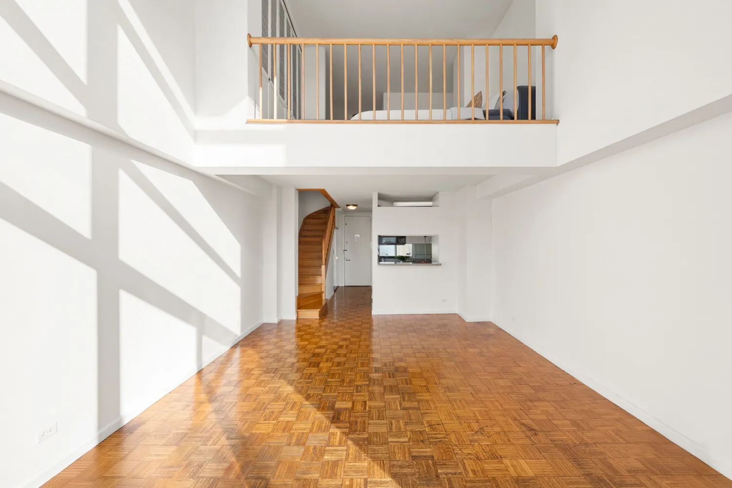 $1,350,000 | 22 West 15th Street, Unit 11B | Flatiron