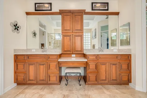 $850,000 | 3652 Justin Drive, Palm Harbor, FL 34685