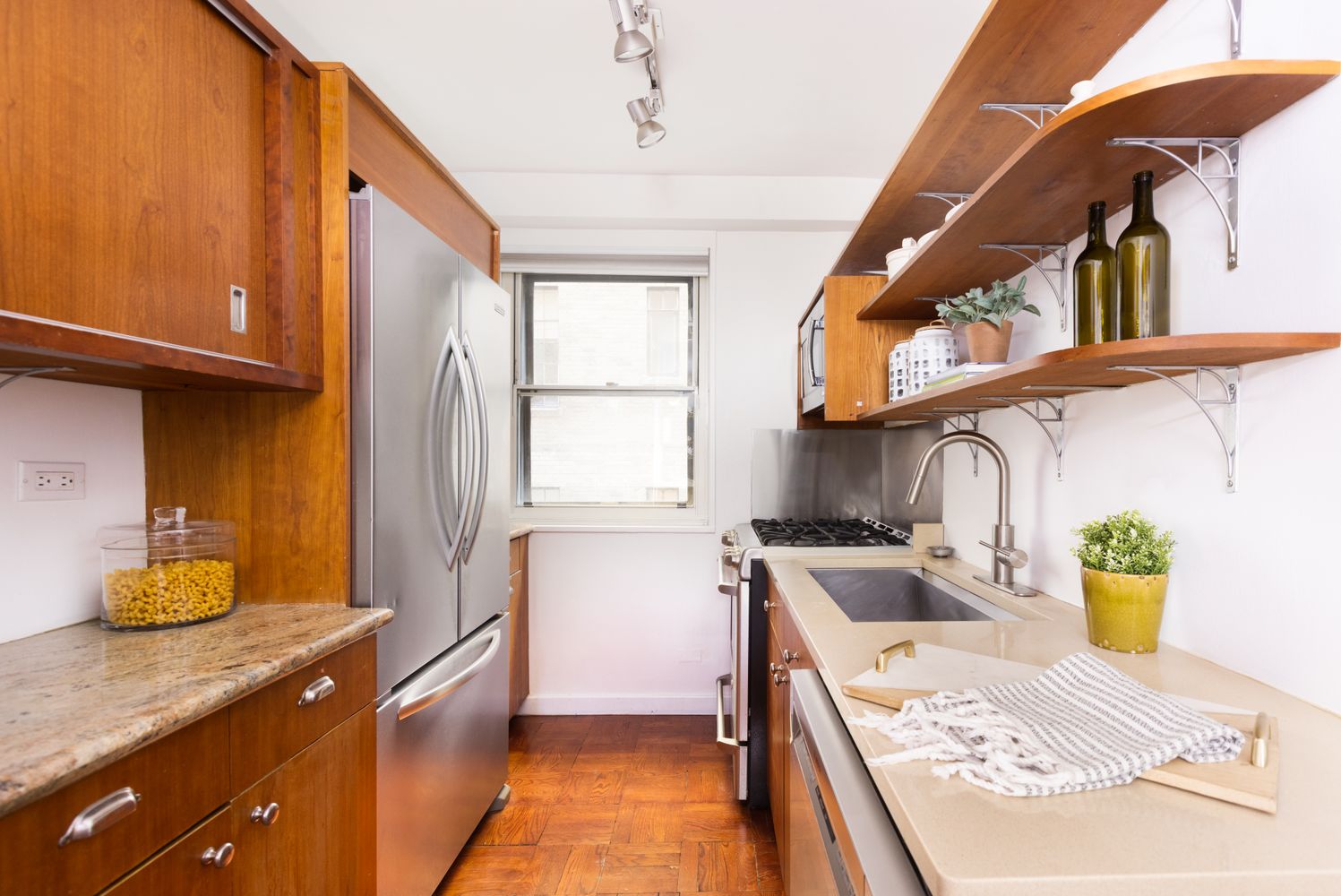 $1,675,000 | 10 West 66th Street, Unit 3K | Upper West Side