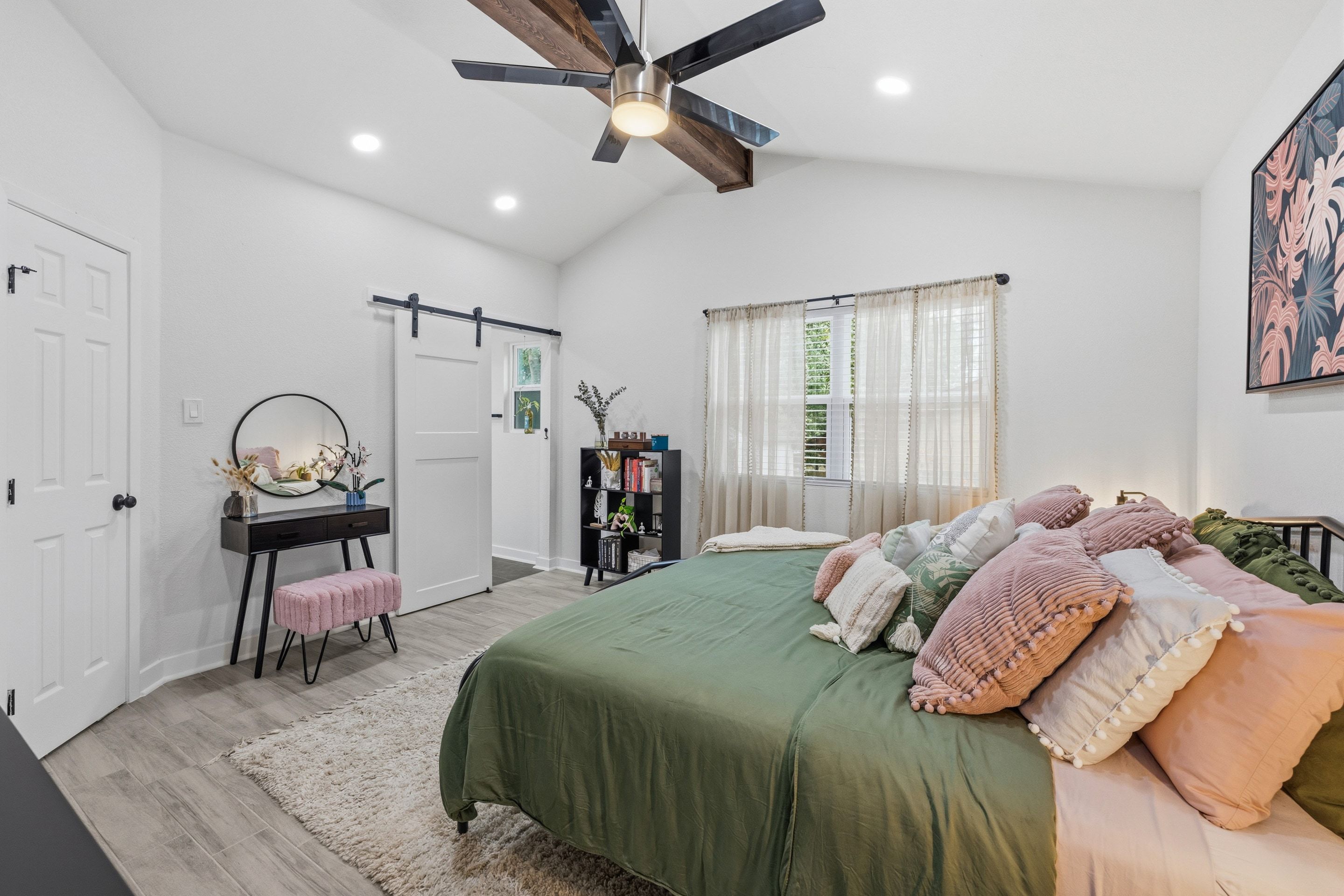 4805 Spring Meadow Cove Austin, TX 78744 - Photo 11 of 26