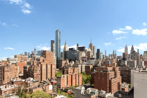 $1,150,000 | 201 East 17th Street, Unit 22G | Gramercy