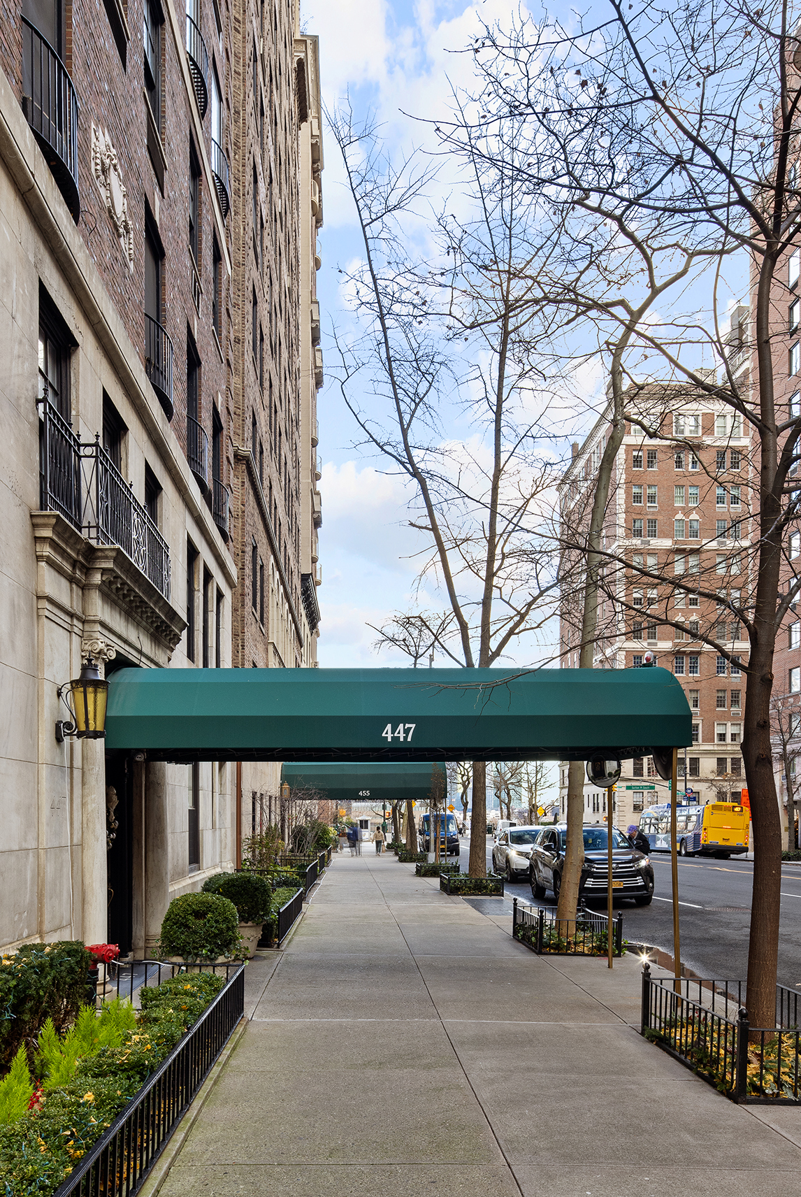 447 East 57th Street, Unit 14 Manhattan, NY 10022 - Photo 19 of 26