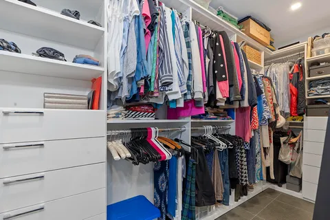 $2,200,000 | 9 Island Avenue, Unit 407, Miami Beach, FL 33139