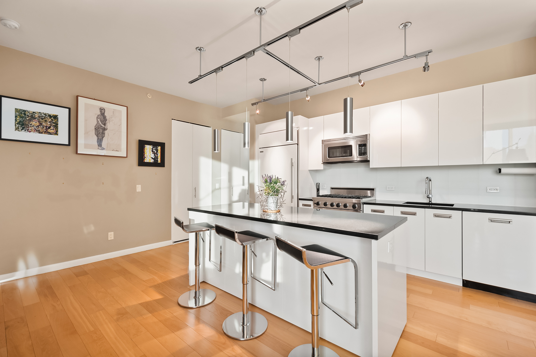 46-30 Center Boulevard, Unit 808 Queens, NY 11109 - Photo 4 of 23