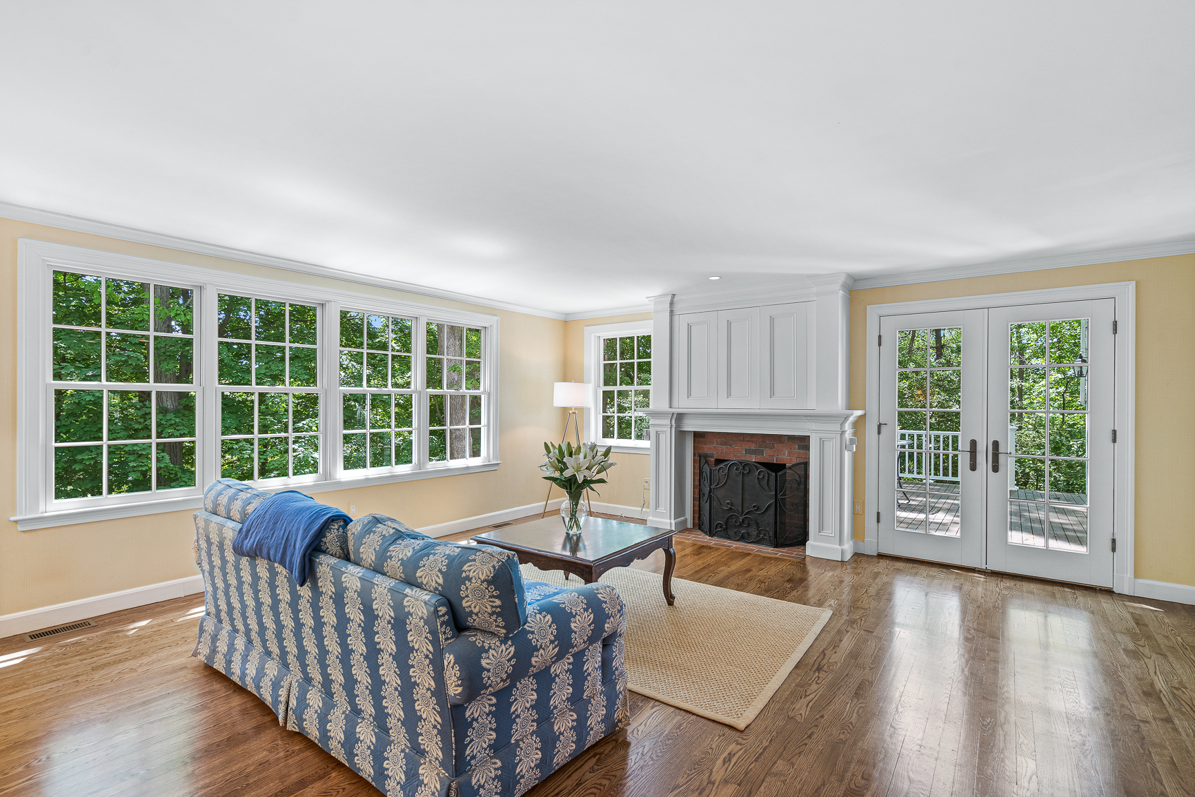 10 Lincoln Circle Wellesley, MA 02481 - Photo 23 of 61