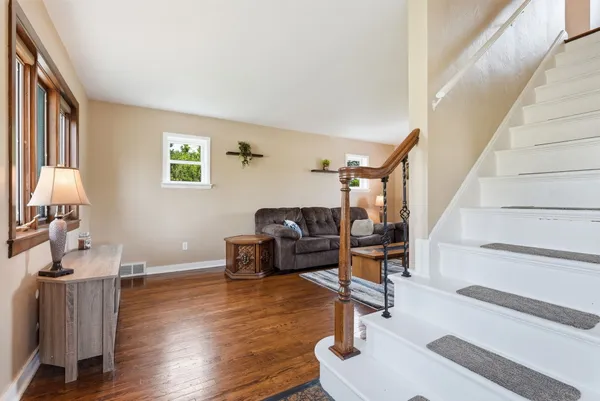 $250,000 | 3905 Mt Troy Road, Pittsburgh, PA 15212