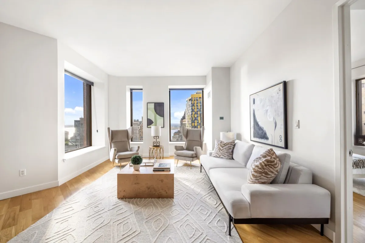 $2,195,000 | 75 Wall Street, Unit 36FF | Financial District