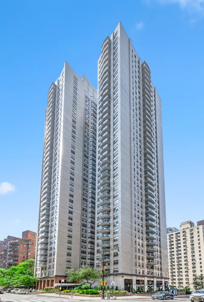 $1,495,000 | 400 East 56th Street, Unit 3D | Sutton Place