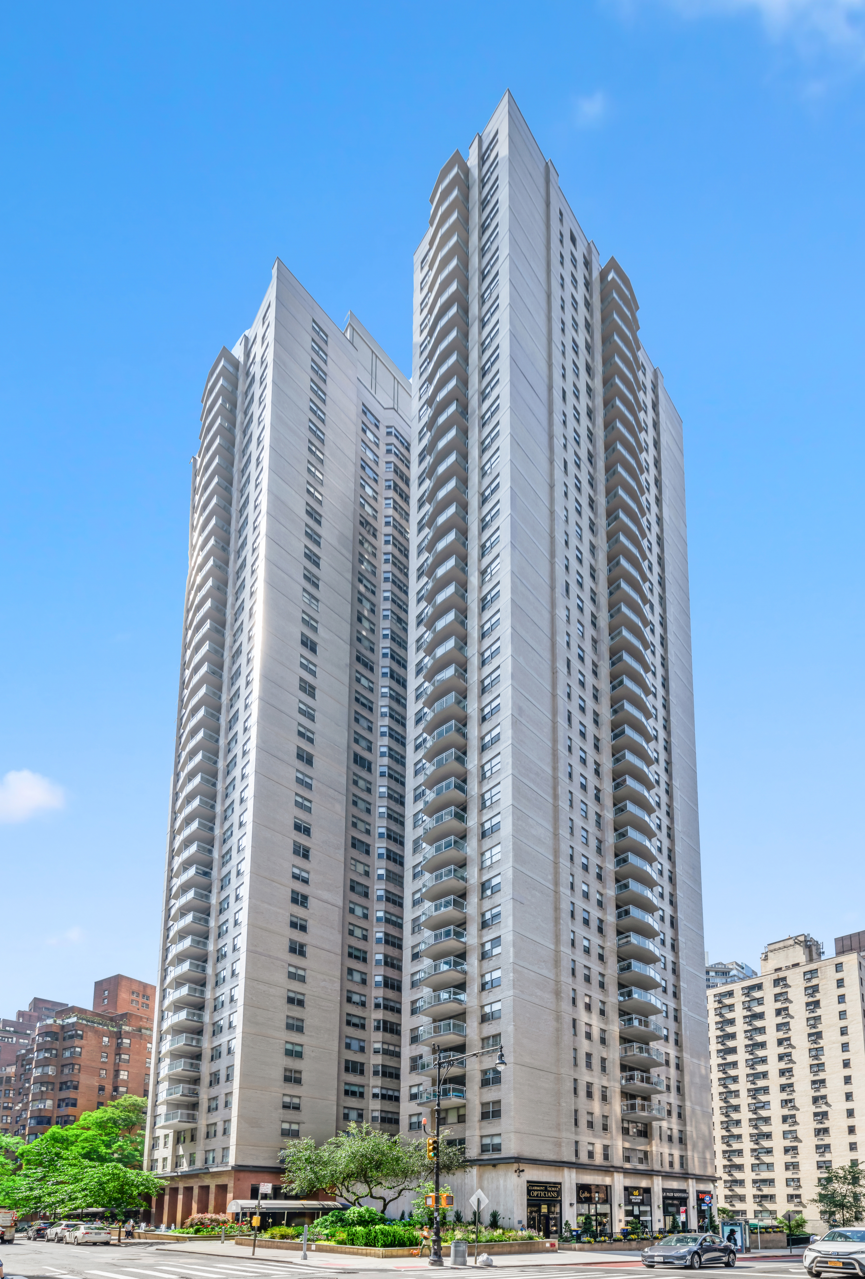400 East 56th Street, Unit 3D Manhattan, NY 10022 - Photo 22 of 24 a view of a tall building