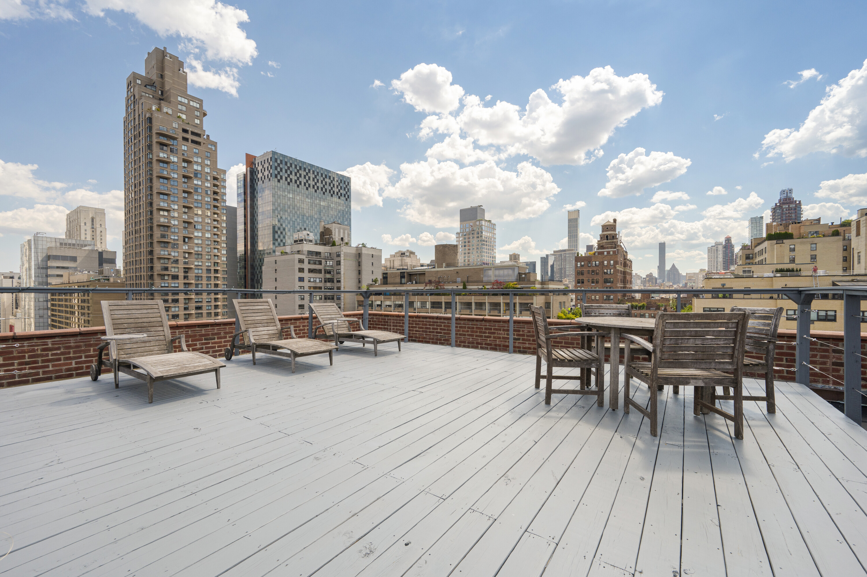 315 East 70th Street, Unit 4C Manhattan, NY 10021 - Photo 4 of 6 a view of a terrace with sitting area