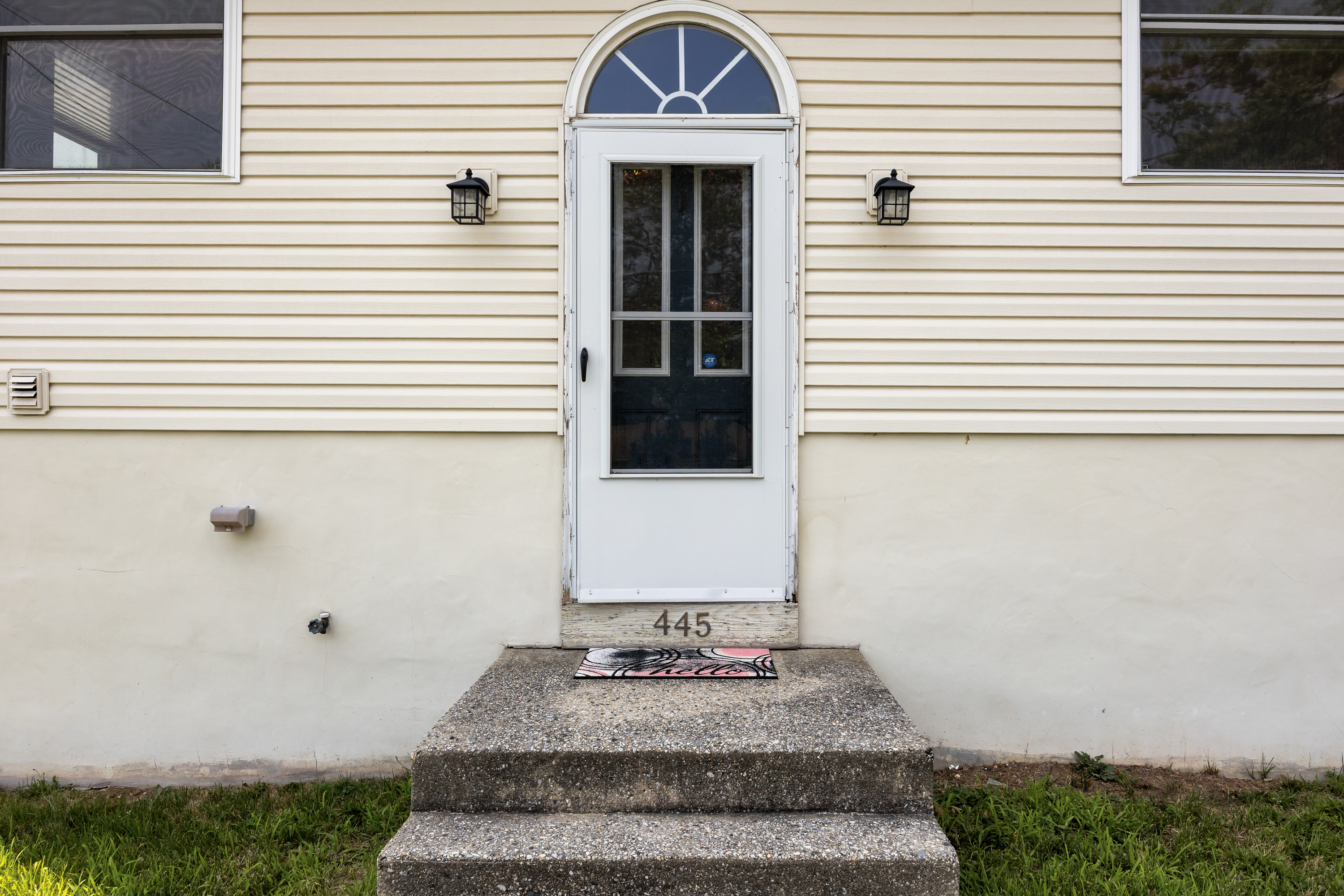 445 East Mill Road Maple Shade, NJ 08052 - Photo 3 of 34