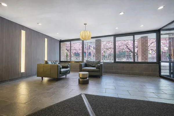 $5,995 | 165 Christopher Street, Unit 5Y | West Village