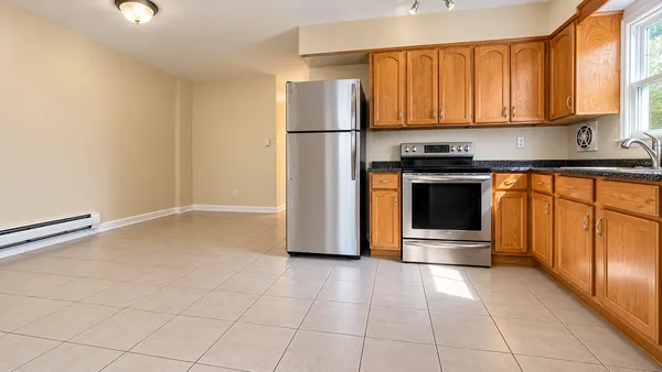 $2,732 | 530 Throgs Neck Expressway, Unit 2 | Throgs Neck