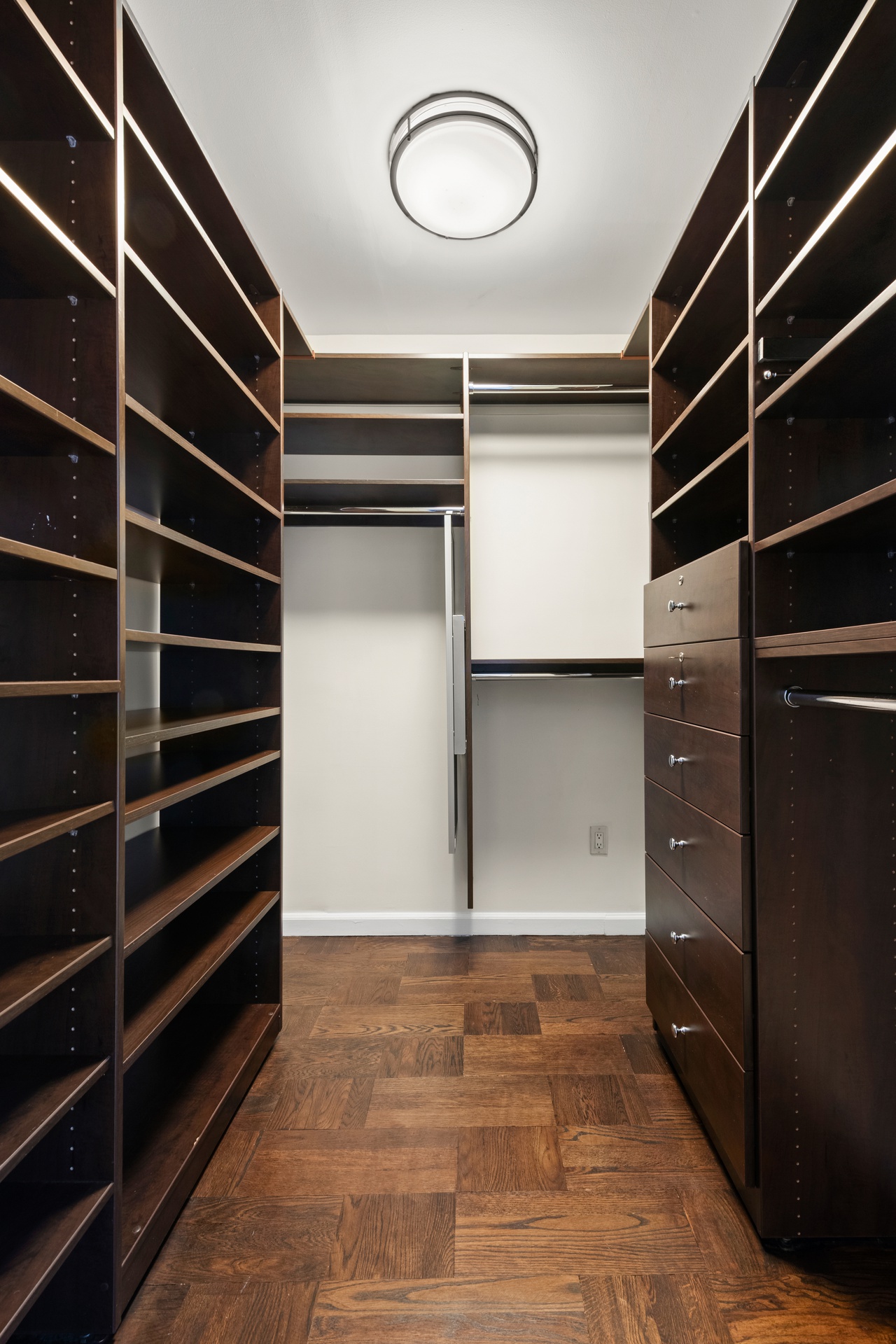 63 East 9th Street, Unit 10L Manhattan, NY 10003 - Photo 11 of 16