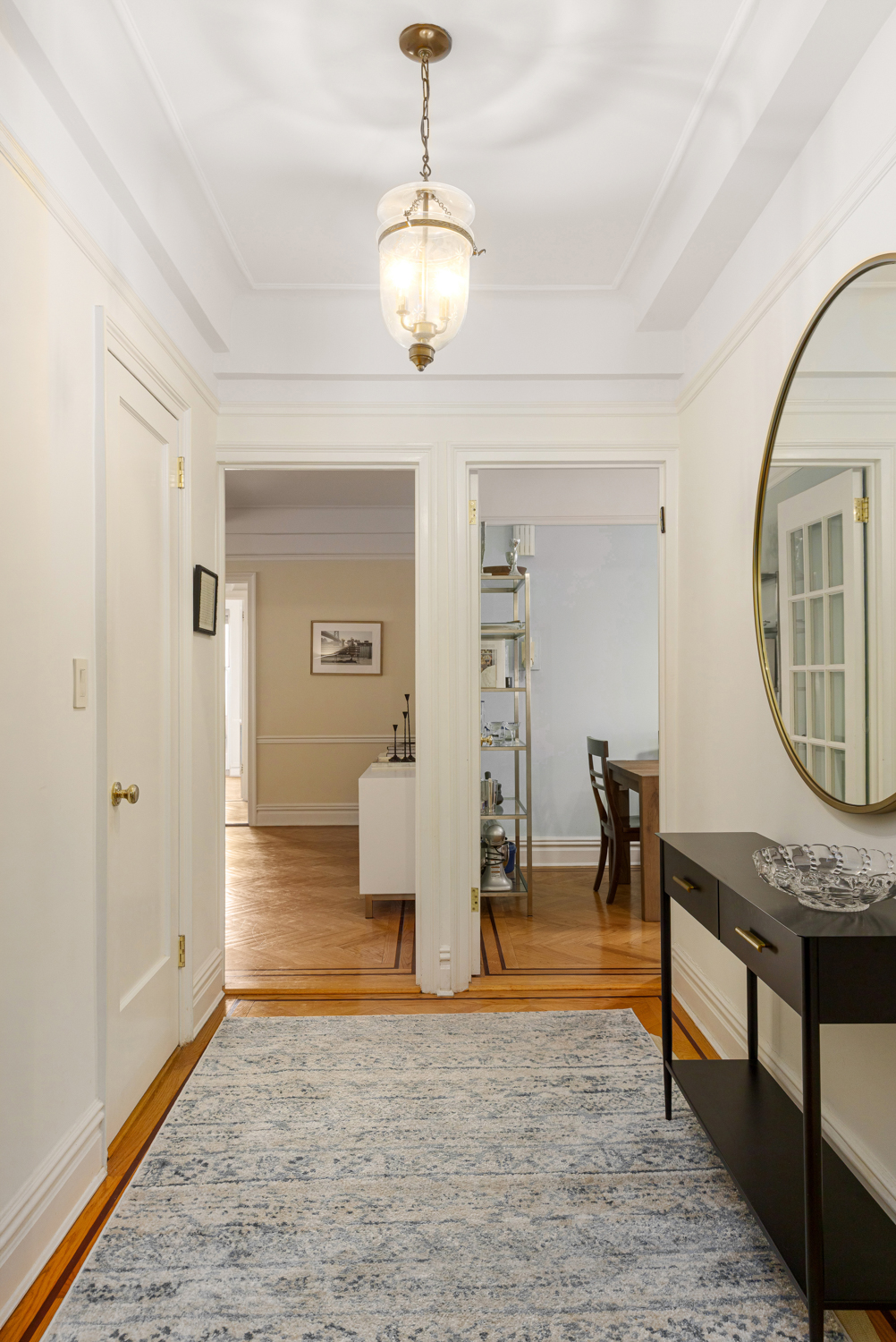 515 West End Avenue, Unit 8A Manhattan, NY 10024 - Photo 2 of 12