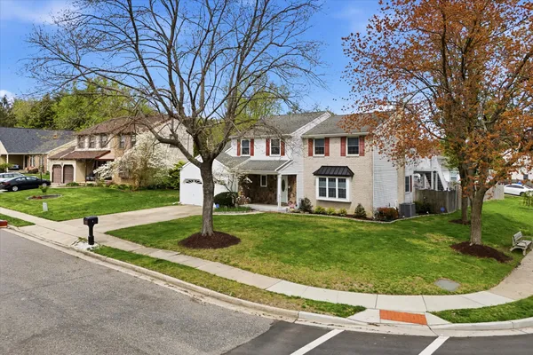 $709,000 | 1 Yardley Court, Mount Laurel, NJ 08054