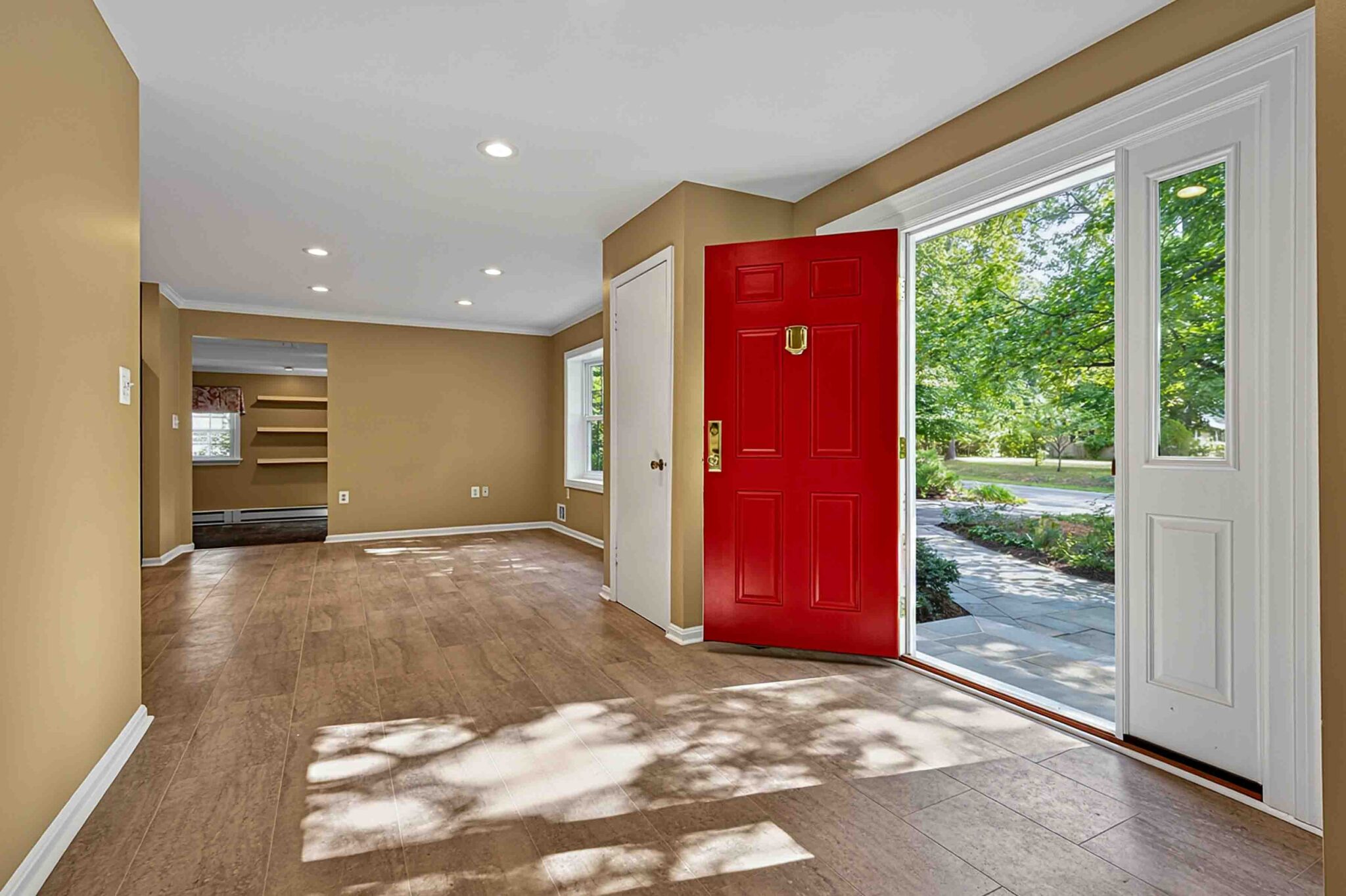 5124 Clinton Road Alexandria, VA 22312 - Photo 6 of 84 Gallery Image 6