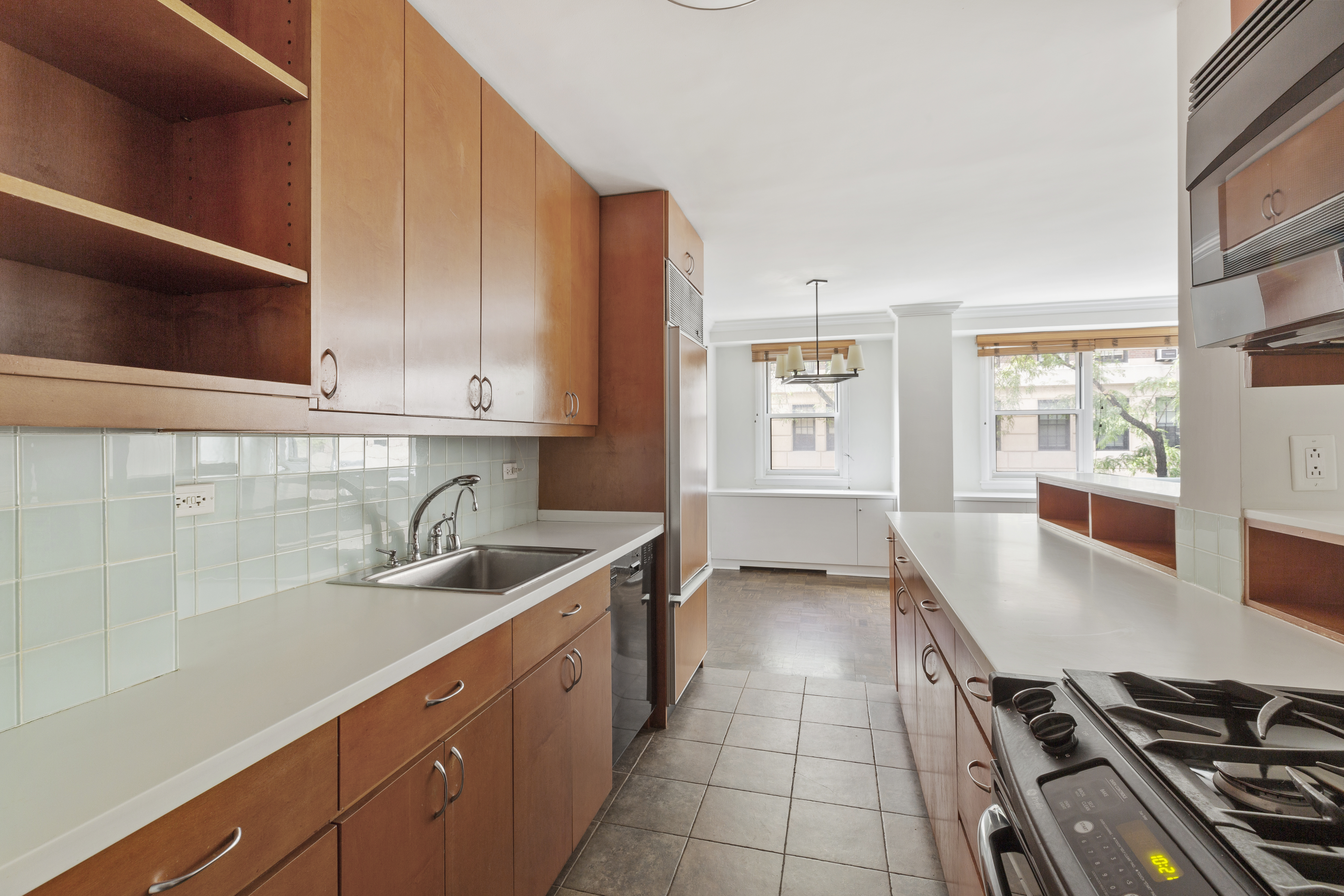 123 East 75th Street, Unit 2E Manhattan, NY 10021 - Photo 7 of 16