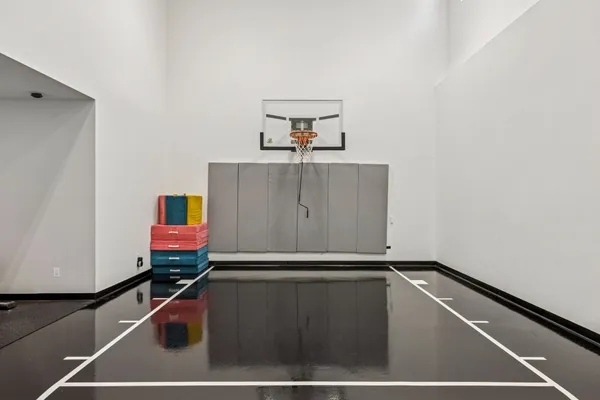 $1,850,000 | 16865 46th Avenue North, Plymouth, MN 55446