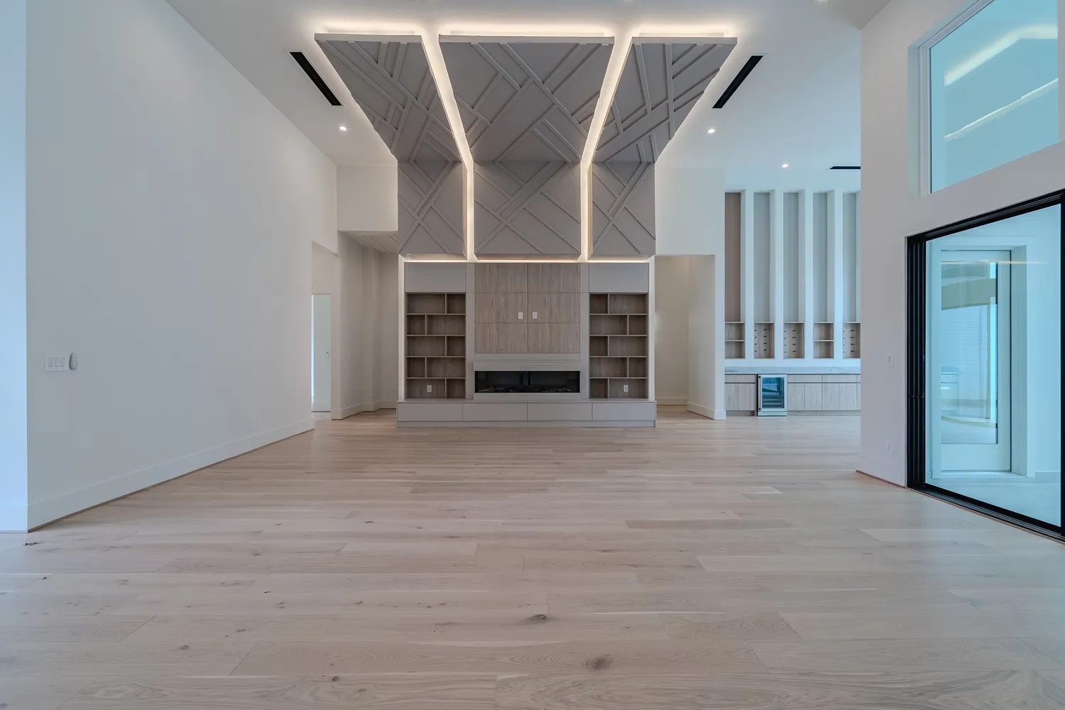 $18,000 | 11314 Hillcrest Road, Dallas, TX 75230