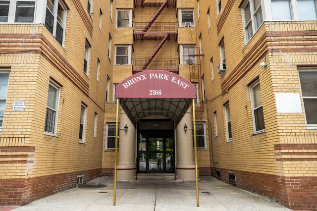 $135,000 | 2166 Bronx Park East, Unit 4K | Pelham Parkway
