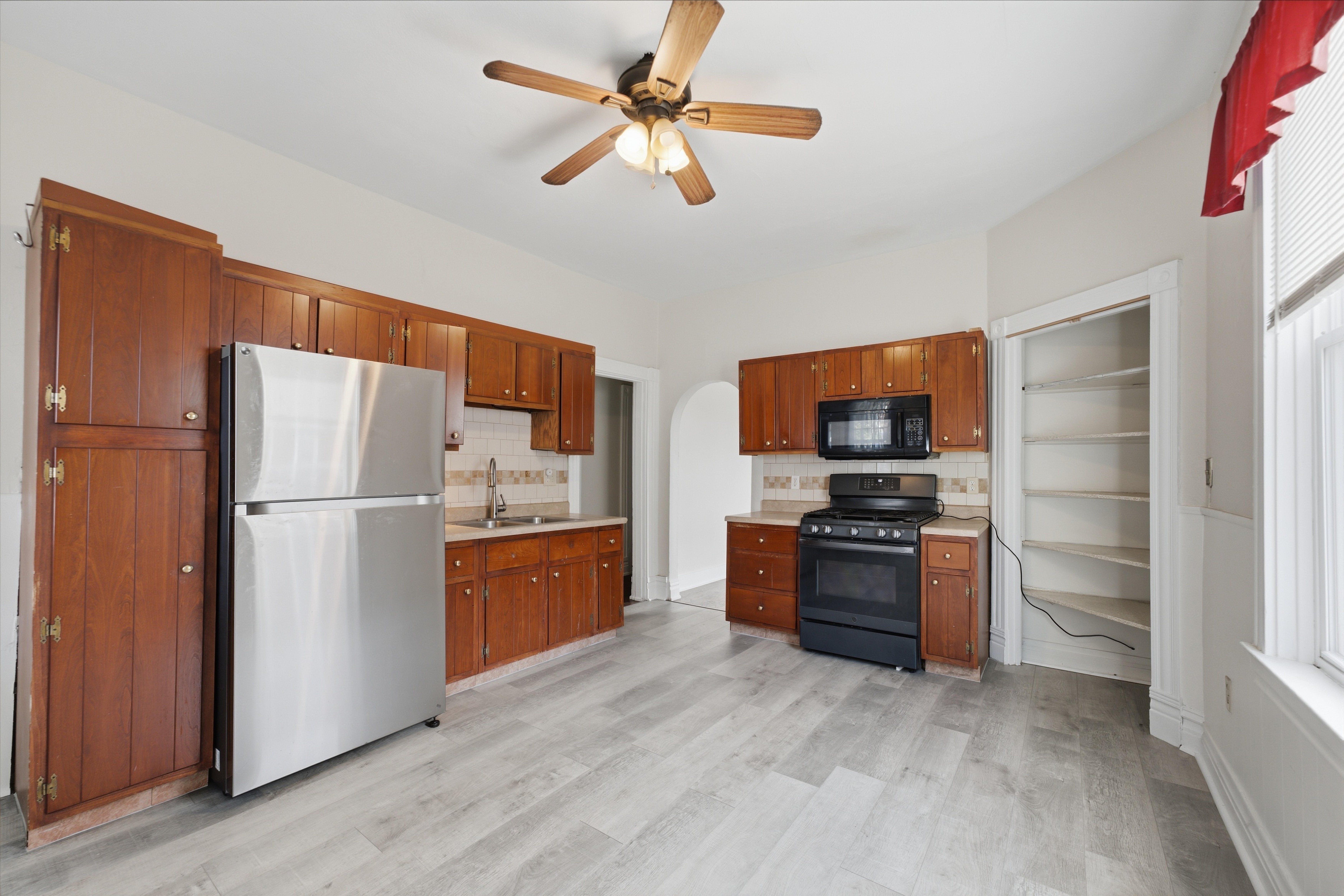4035 Howley Street Pittsburgh, PA 15224 - Photo 11 of 33 Gallery Image 11