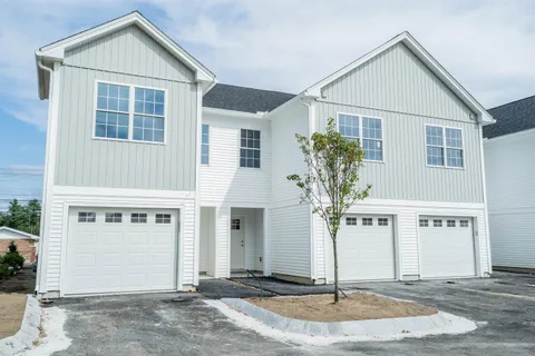 $424,000 | 13 Suffolk Road, Unit 4, Concord, NH 03303