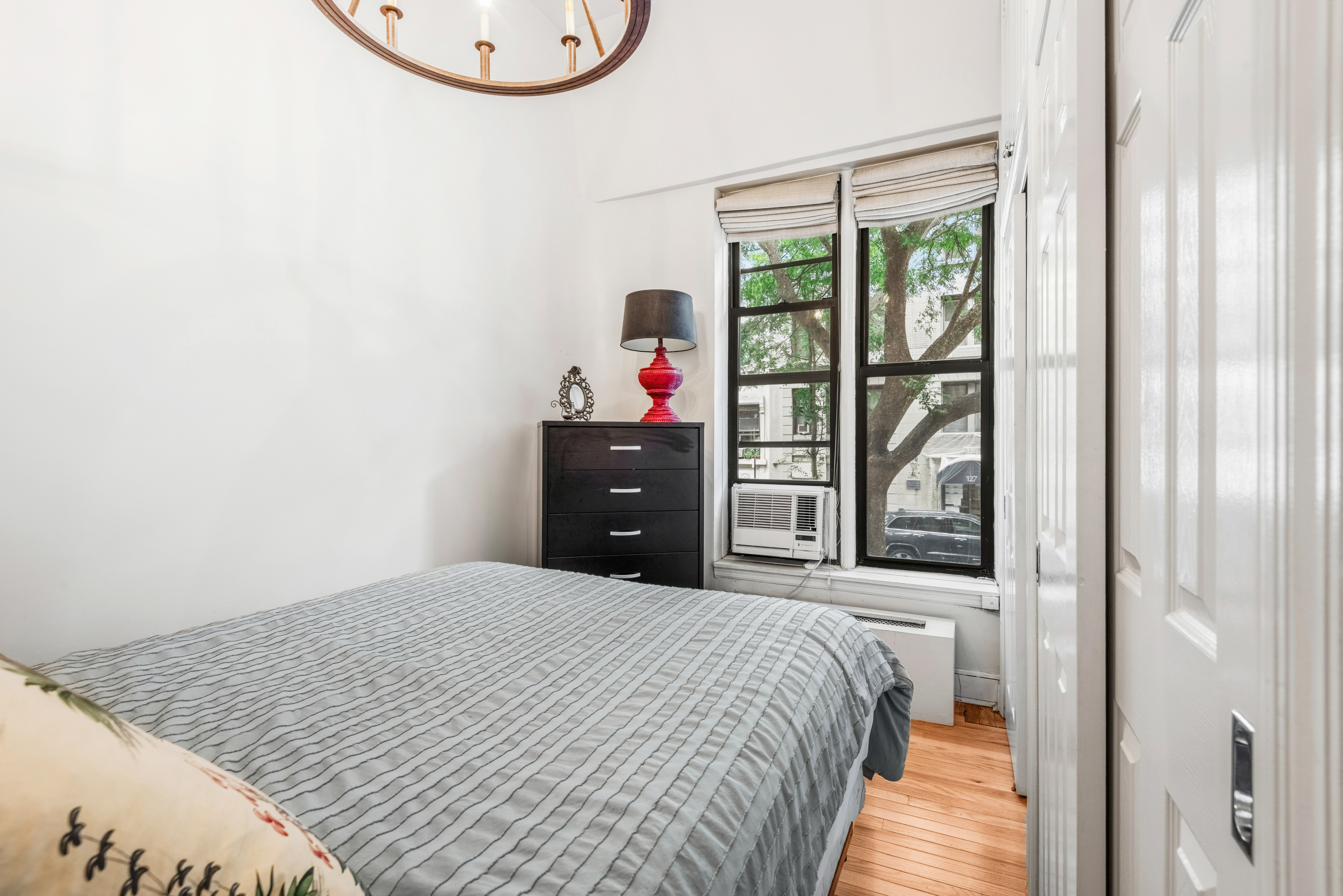 134 West 82nd Street, Unit 2D Manhattan, NY 10024 - Photo 7 of 12