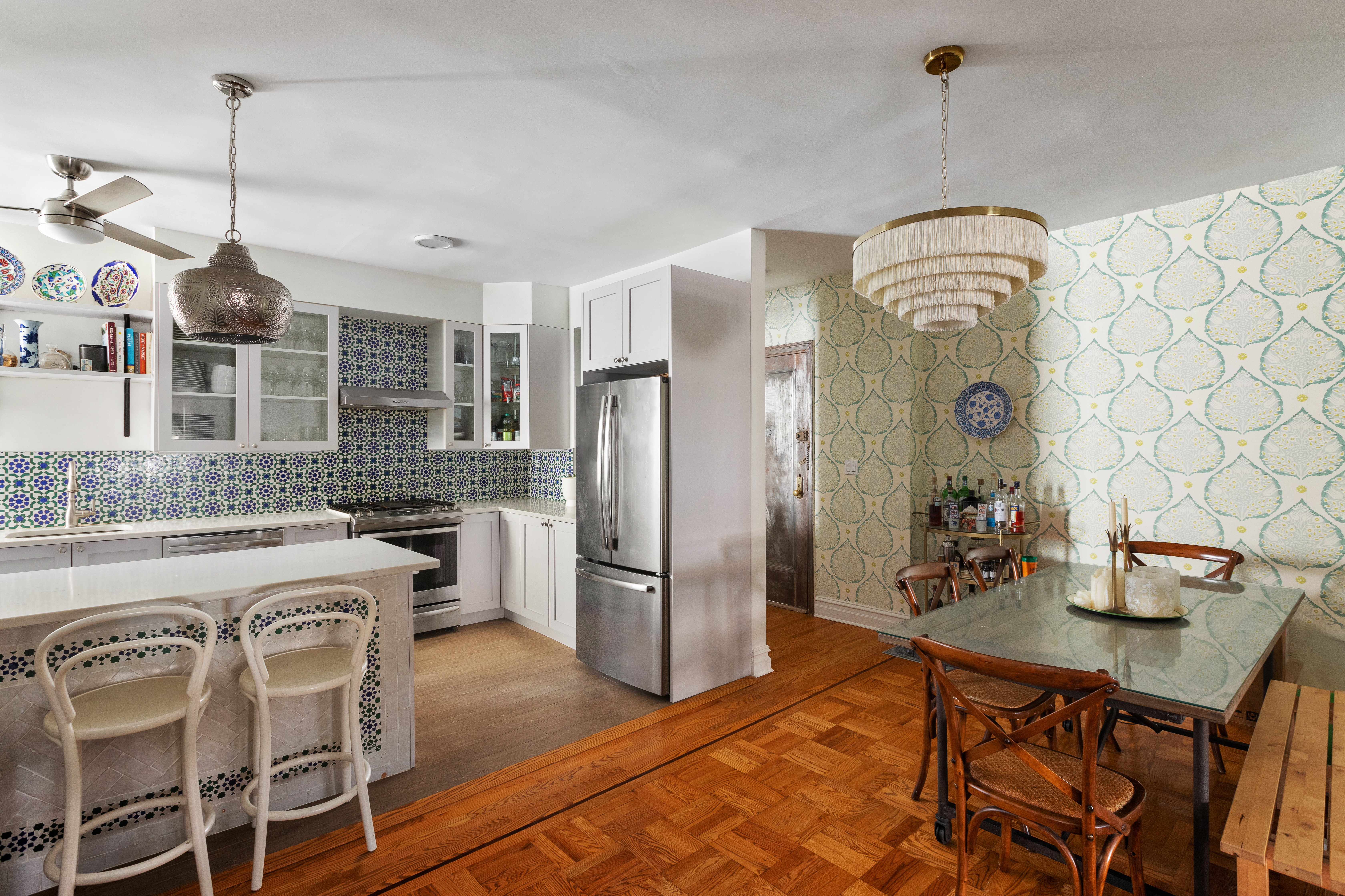 145 Hicks Street, Unit A51 Brooklyn, NY 11201 - Photo 5 of 9 a kitchen with a sink a stove and refrigerator
