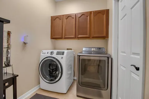 $495,000 | 6106 34th Court East, Bradenton, FL 34203