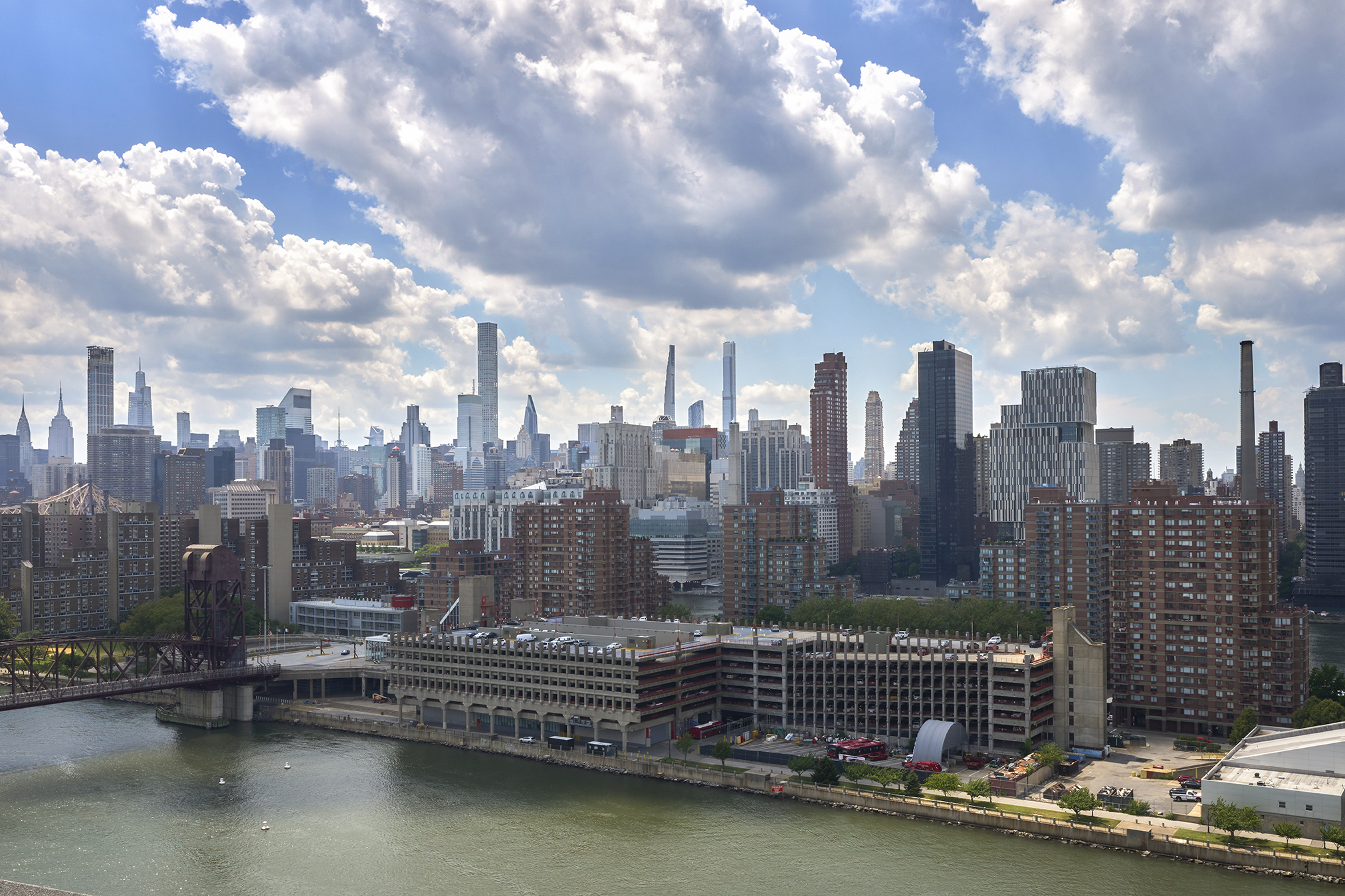 34-46 Vernon Boulevard, Unit E803 Queens, NY 11106 - Photo 10 of 17