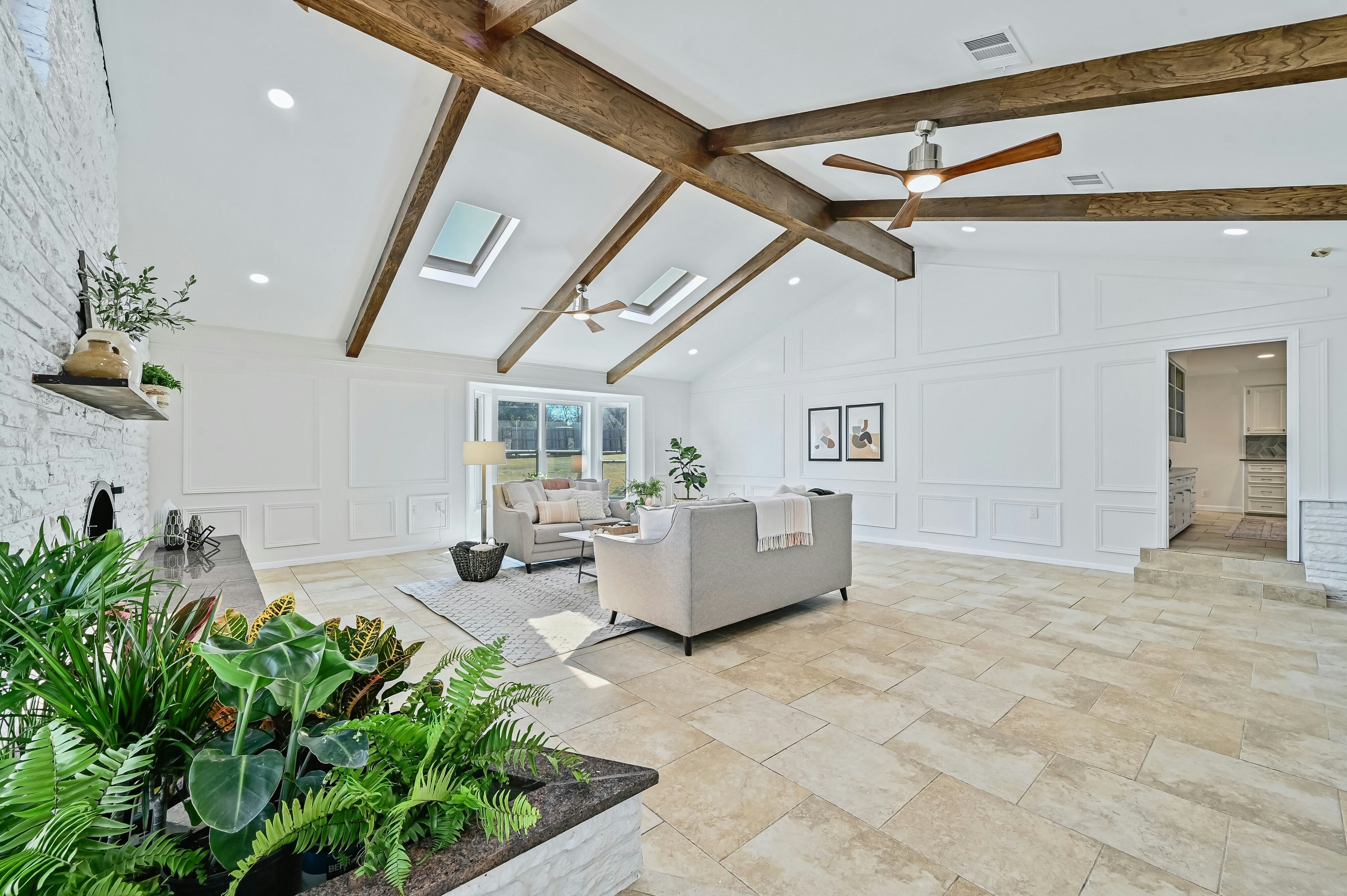 7412 Albert Road Austin, TX 78745 - Photo 10 of 42