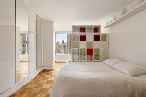 $1,550,000 | 330 East 33rd Street, Unit 21J | Kips Bay