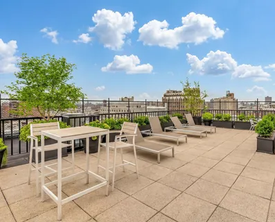 $665,000 | 230 East 15th Street, Unit 6C | Gramercy