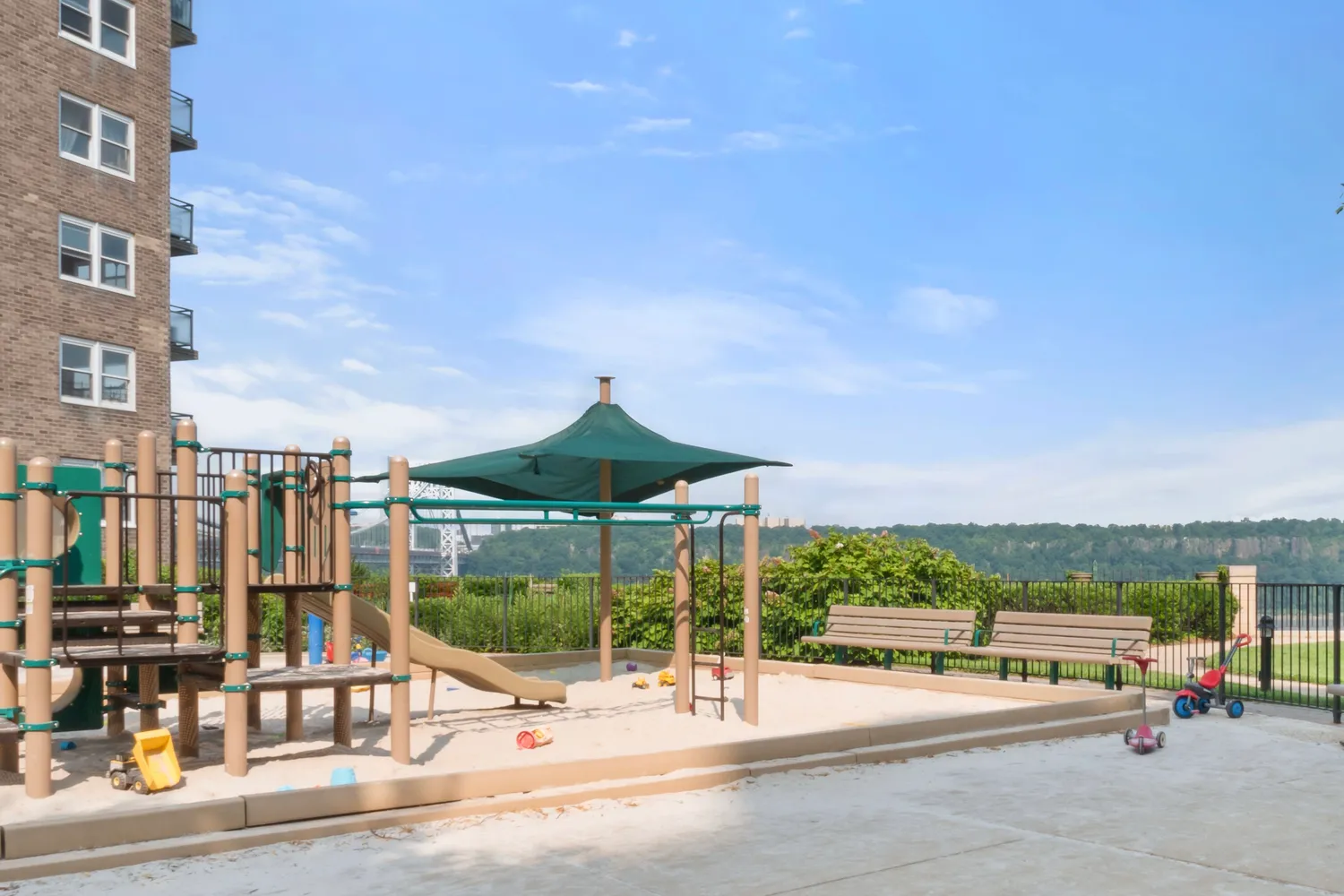 $575,000 | 120 Cabrini Boulevard, Unit 103 | Hudson Heights