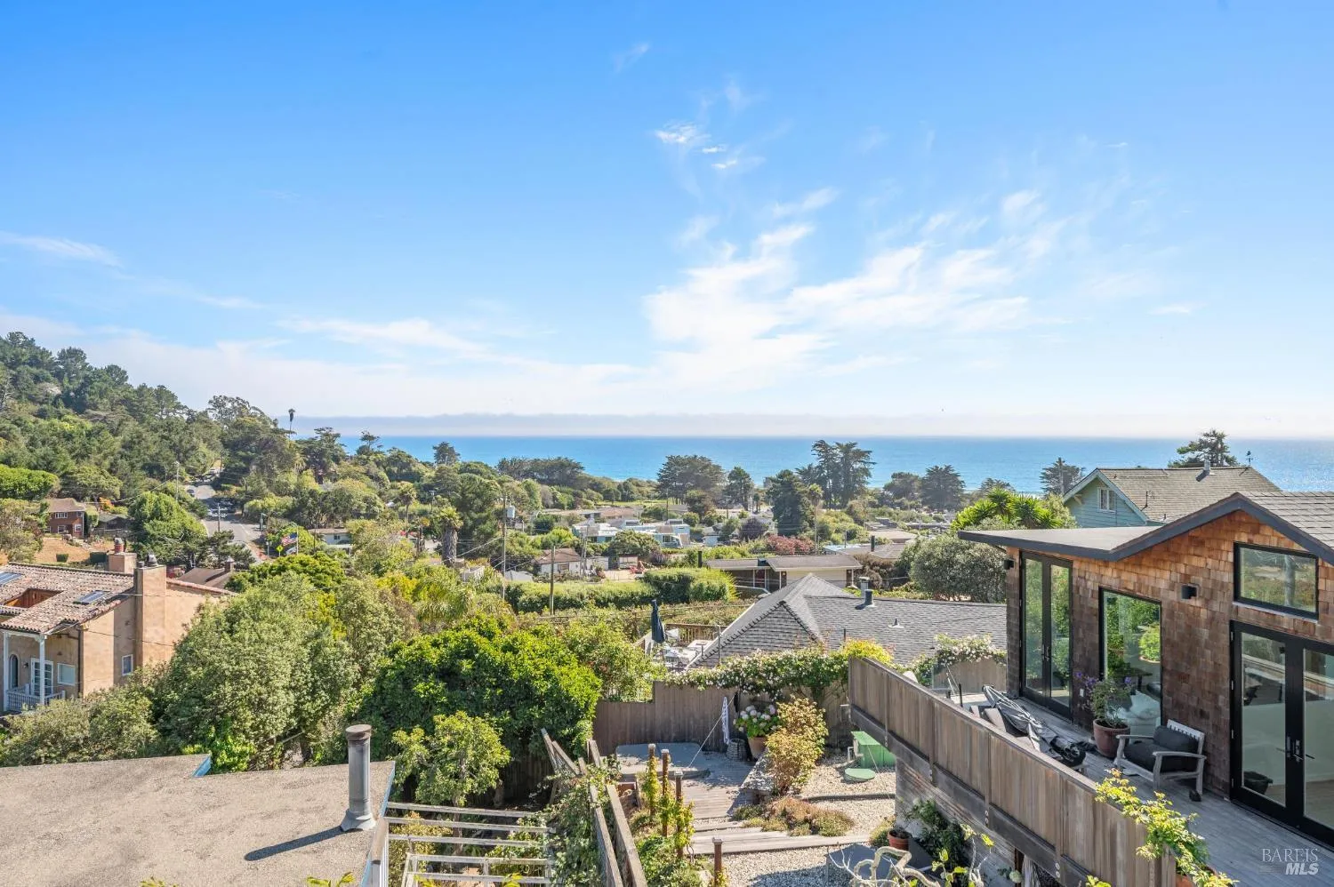 $3,680,000 | 40 Laurel Avenue, Stinson Beach, CA 94970