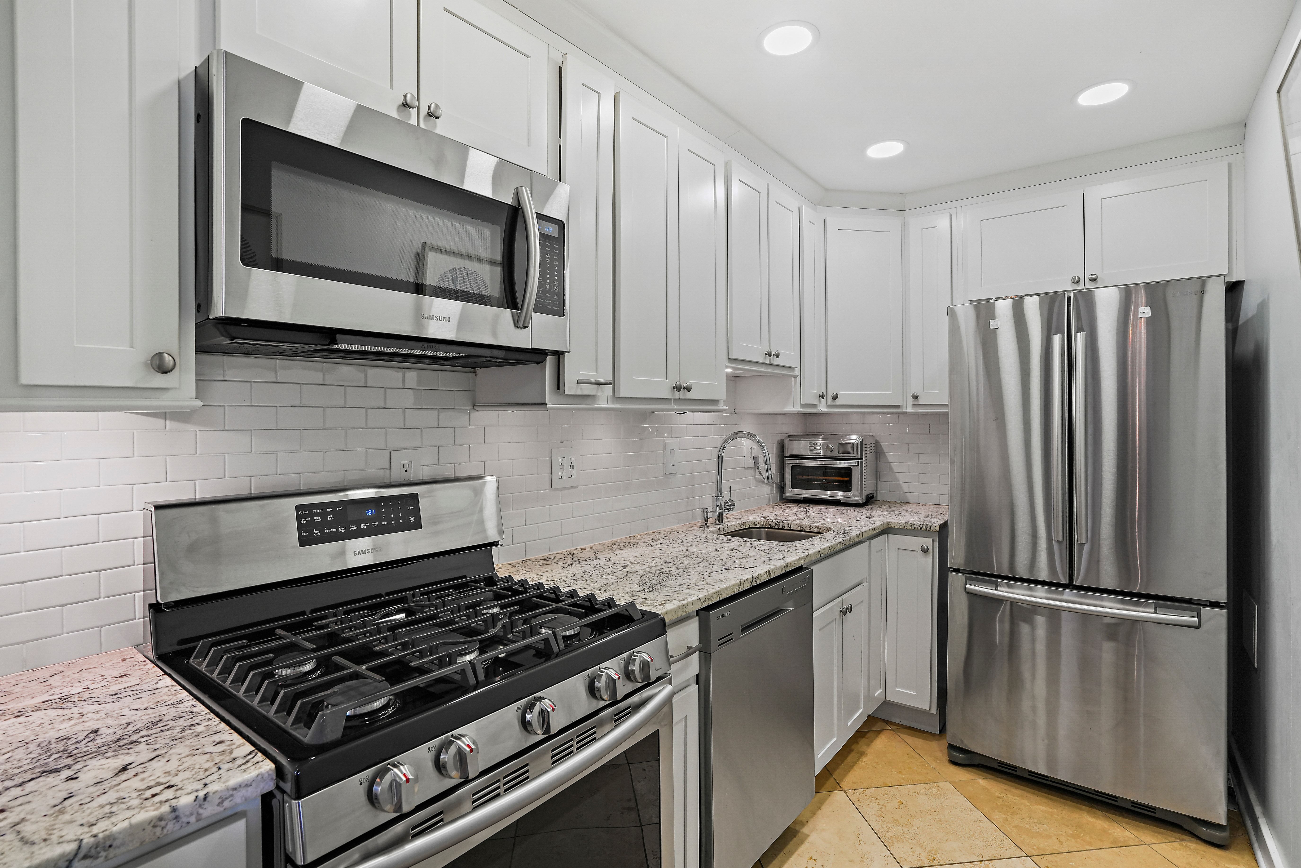 490 M Street Southwest, Unit 204 Washington, DC 20024 - Photo 16 of 28