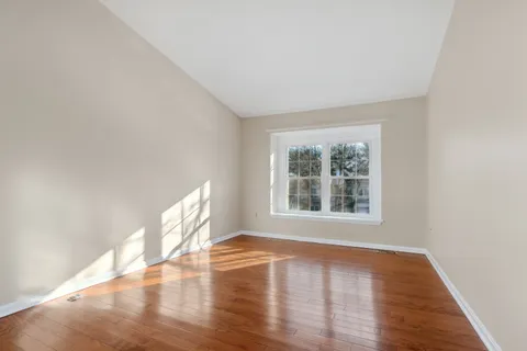 $615,328 | 2 Hugo Court, Silver Spring, MD 20906