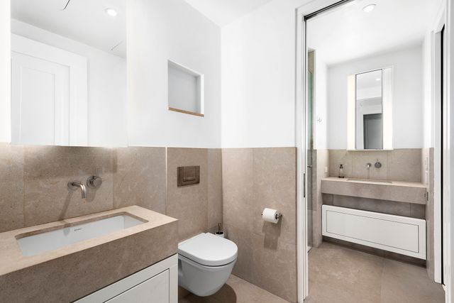 $1,460,000 | 404 Park Avenue South, Unit 7E | NoMad