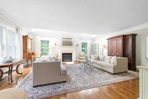 $1,559,000 | 2 Eden Circle, Westborough, MA 01581