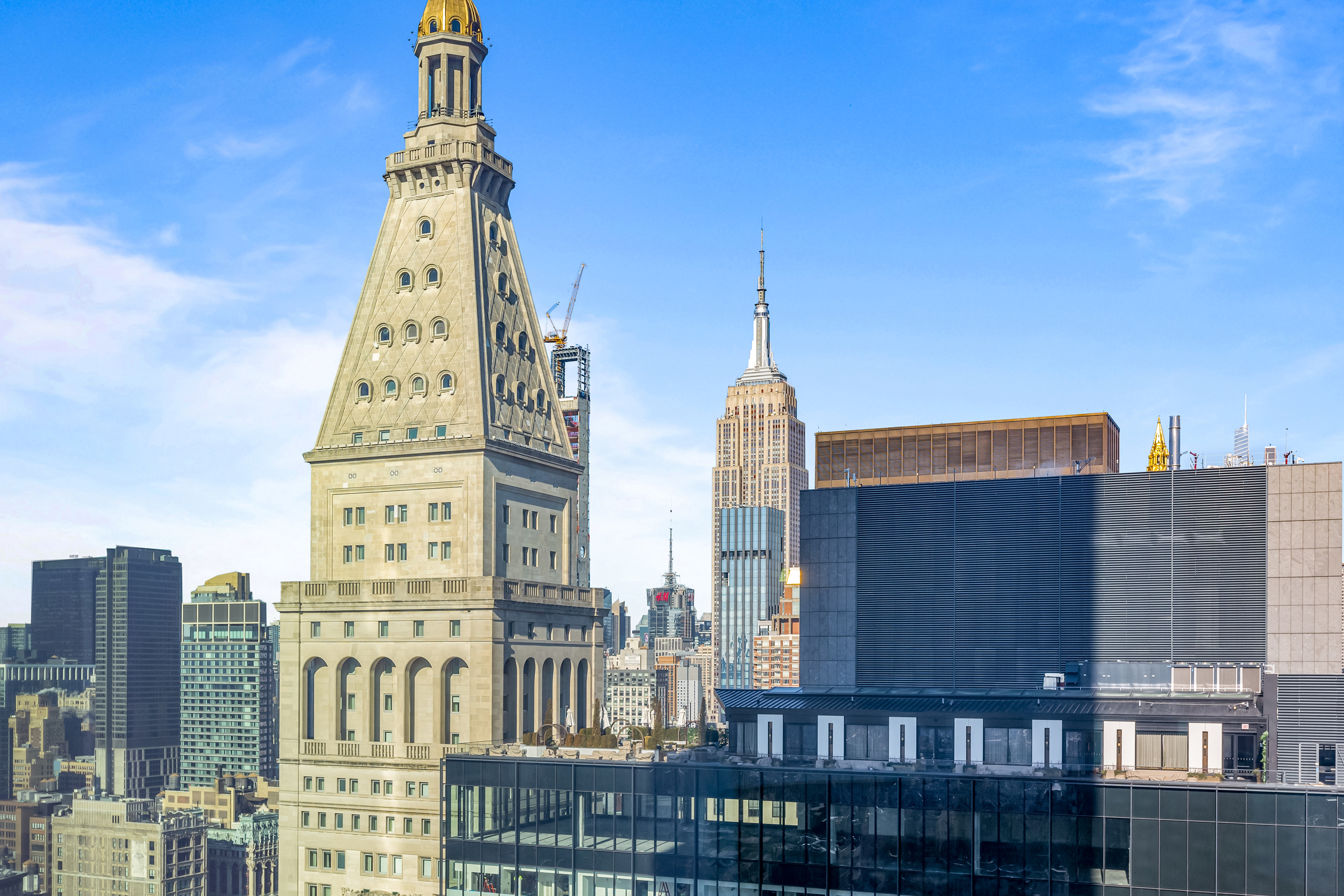 45 East 22nd Street, Unit 42B Manhattan, NY 10010 - Photo 3 of 23 a view of a city with tall buildings