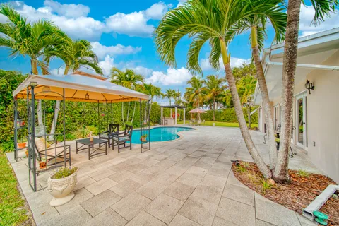 $1,200,000 | 10641 Southwest 99th Terrace, Miami, FL 33176