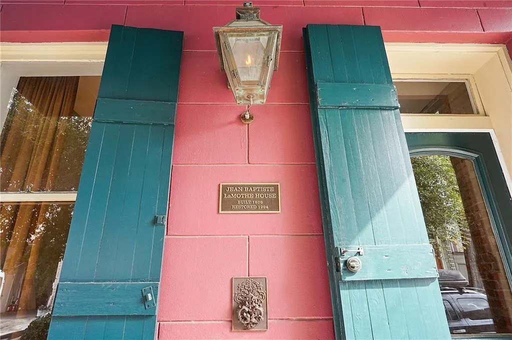 621 Mandeville Street New Orleans, LA 70117 - Photo 4 of 27