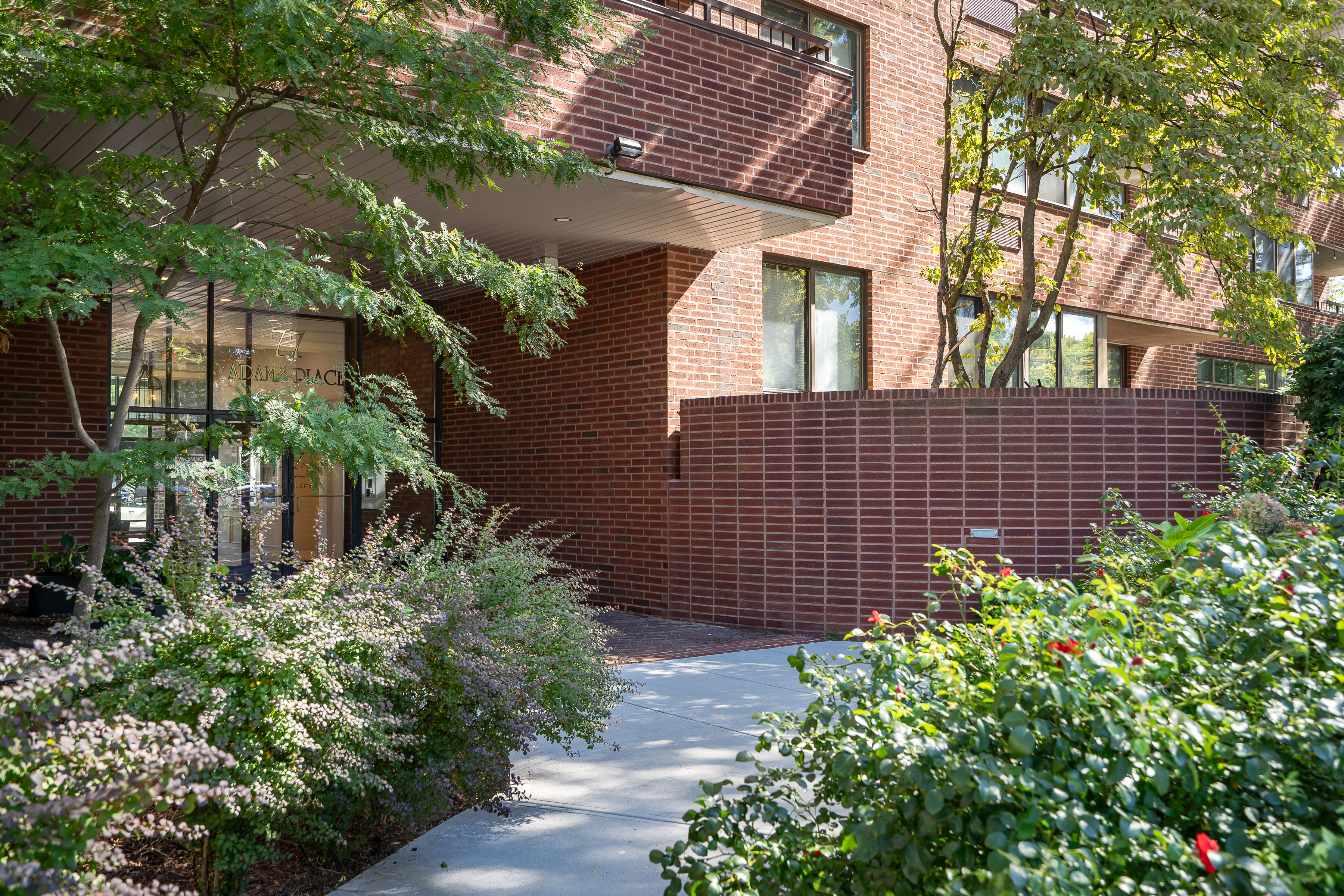77 Adams Street, Unit 310 Quincy, MA 02169 - Photo 4 of 31 Gallery Image 4