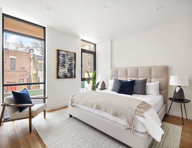 $1,310,000 | 508 Waverly Avenue, Unit 4 | Clinton Hill